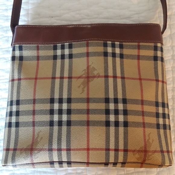 Burberry of London medium shoulder bag - Picture 1 of 8